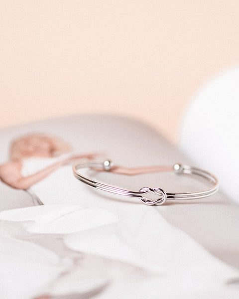 Double Knot Bangle – Bowie and Co
