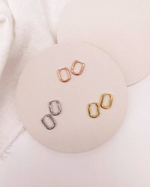 Midas Link Sleeper Earrings