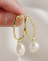 Oval Pearl Earrings 18k Gold